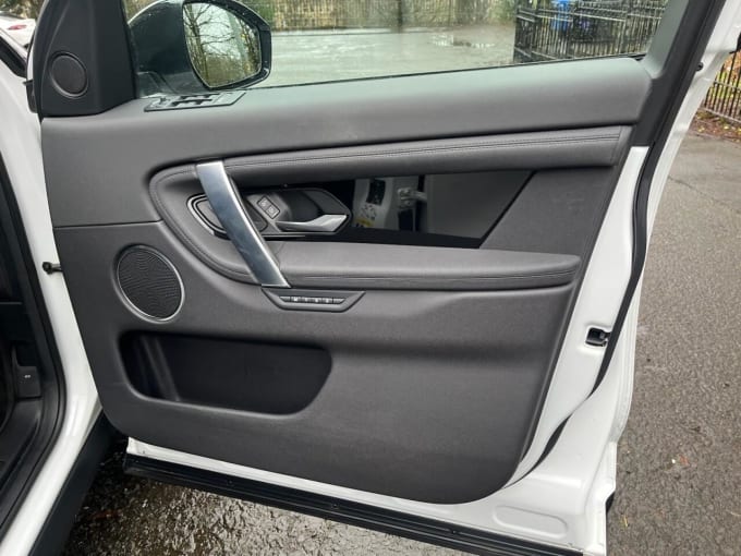 2025 Land Rover Discovery Sport