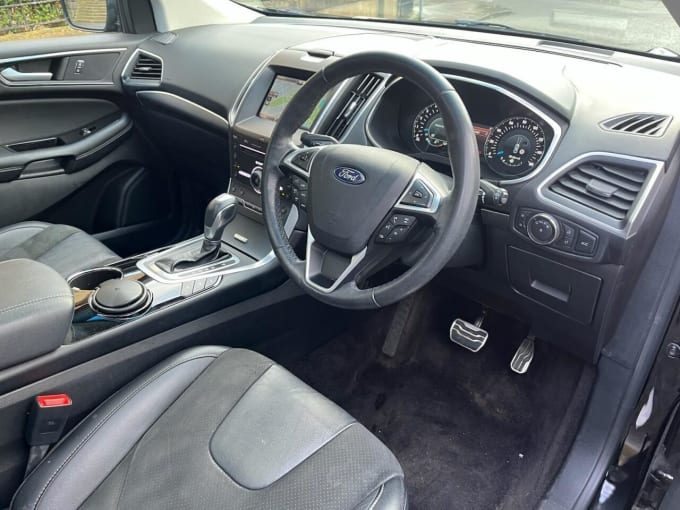 2025 Ford Edge