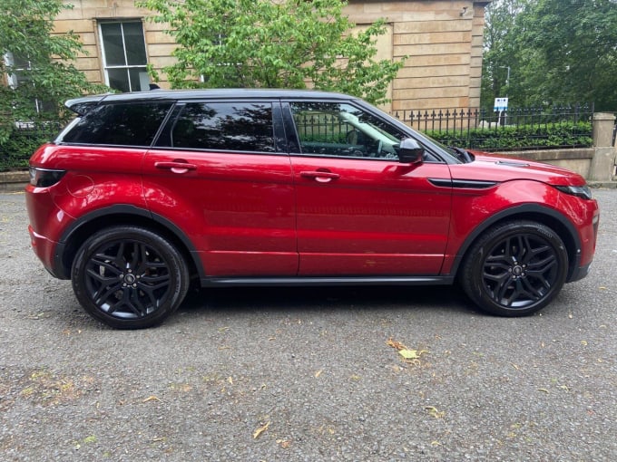 2025 Land Rover Range Rover Evoque