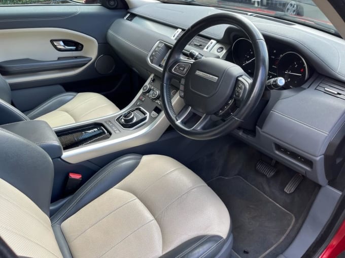 2025 Land Rover Range Rover Evoque