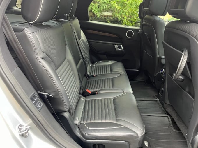 2025 Land Rover Discovery
