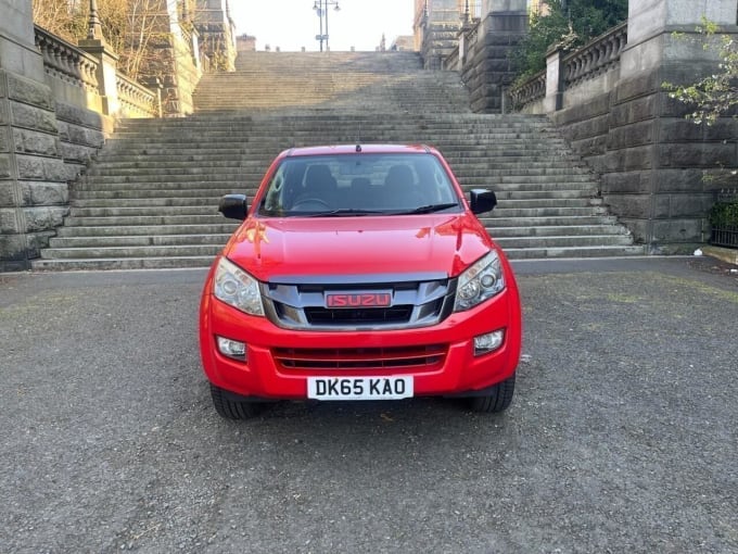 2025 Isuzu D-max