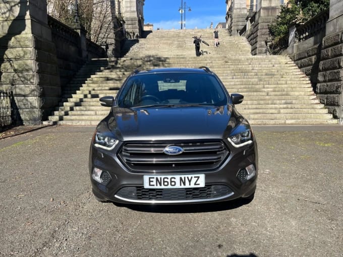 2025 Ford Kuga