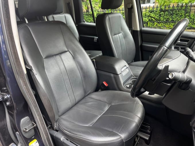 2025 Land Rover Discovery 4