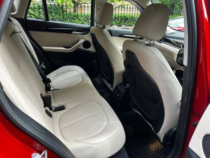 2025 BMW X1