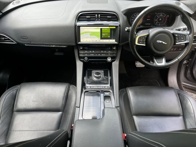 2025 Jaguar F-pace