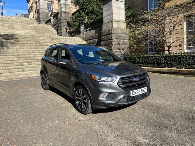 2025 Ford Kuga