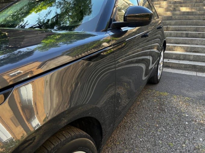 2025 Land Rover Range Rover Velar