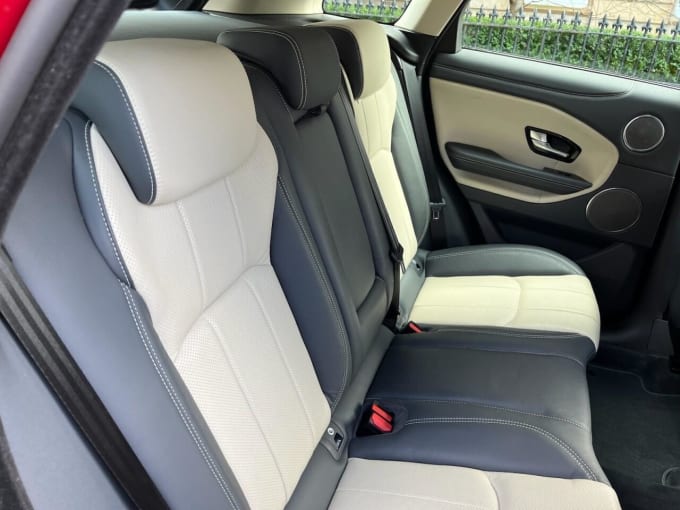 2025 Land Rover Range Rover Evoque