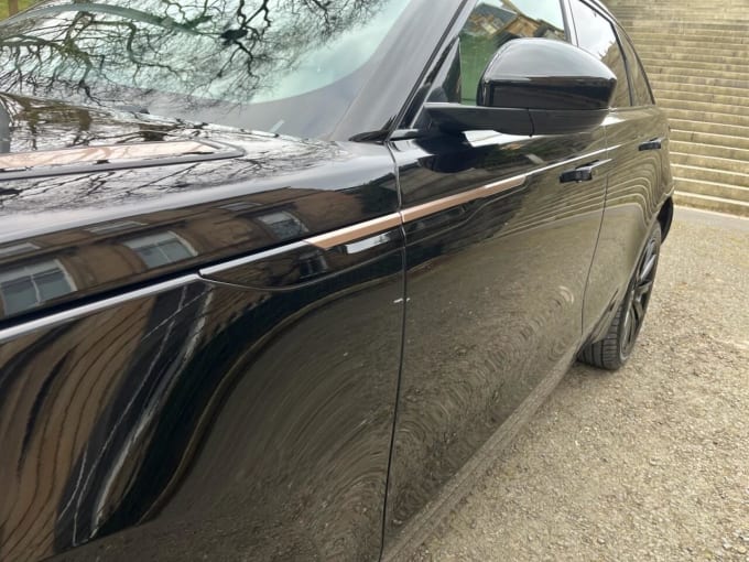 2025 Land Rover Range Rover Velar