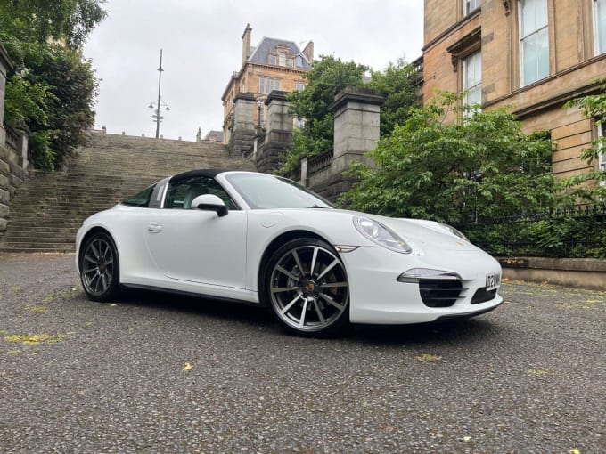 2025 Porsche 911