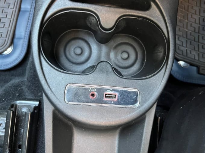 2025 Abarth 695