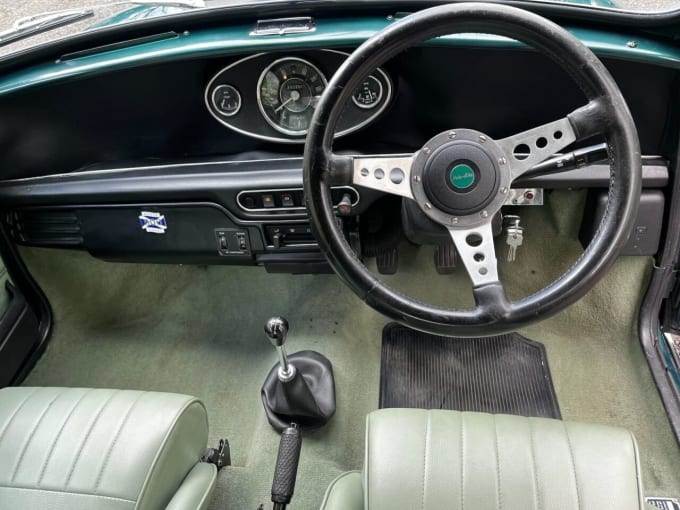 2025 Rover Mini