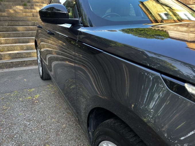 2025 Land Rover Range Rover Velar