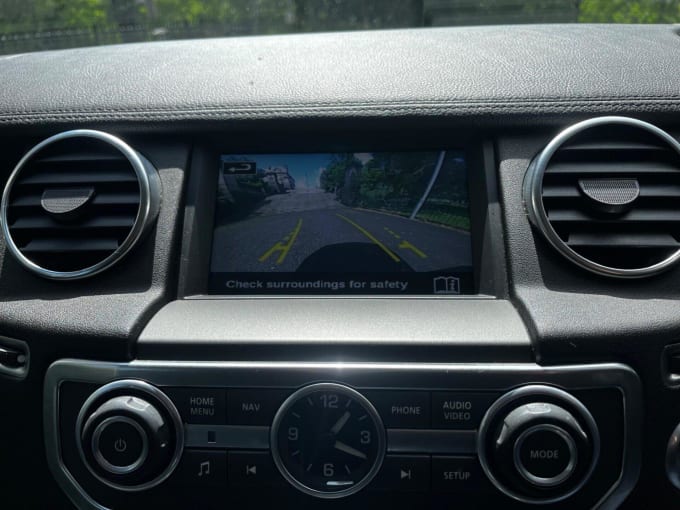 2025 Land Rover Discovery 4