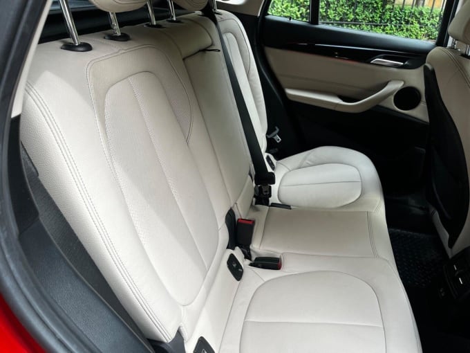 2025 BMW X1