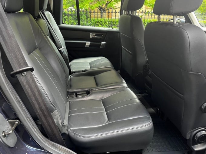 2025 Land Rover Discovery 4