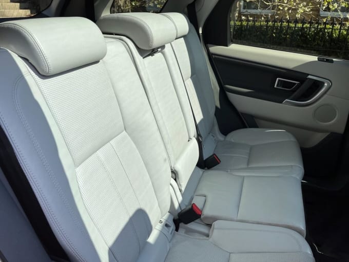 2025 Land Rover Discovery Sport