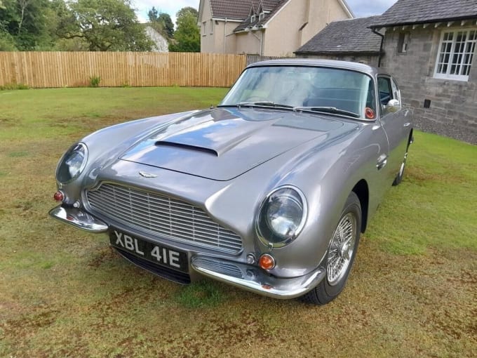 2025 Aston Martin Db6