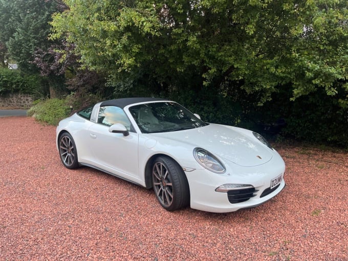 2025 Porsche 911