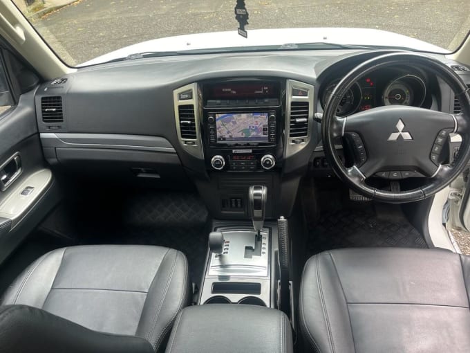 2025 Mitsubishi Shogun