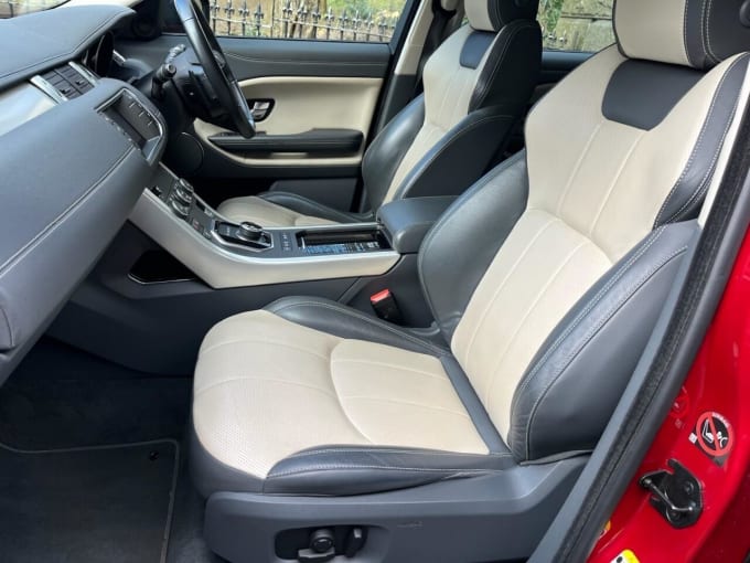 2025 Land Rover Range Rover Evoque