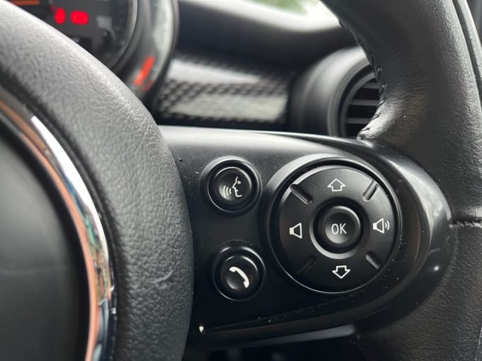 2025 Mini Hatch