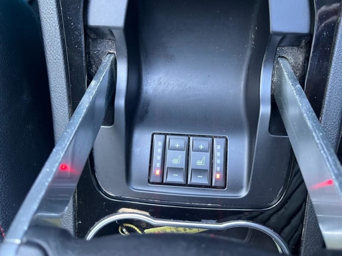 2025 Ford S-max