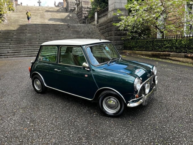 2025 Rover Mini