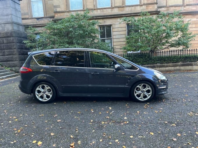 2025 Ford S-max