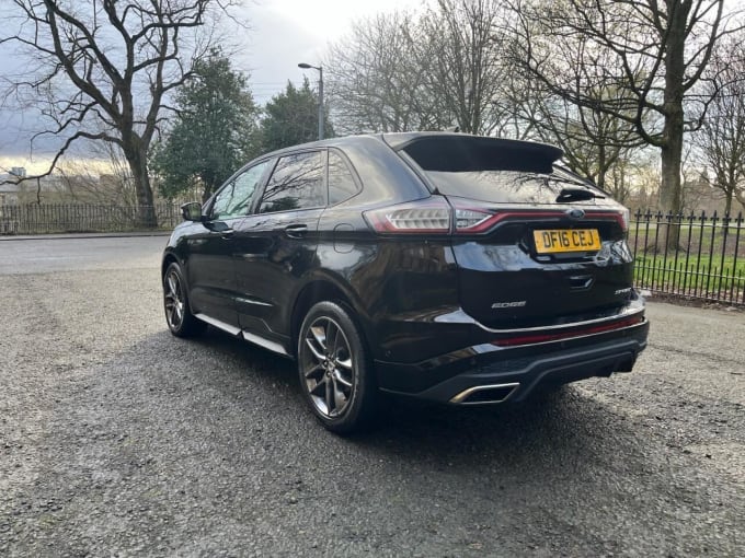 2025 Ford Edge