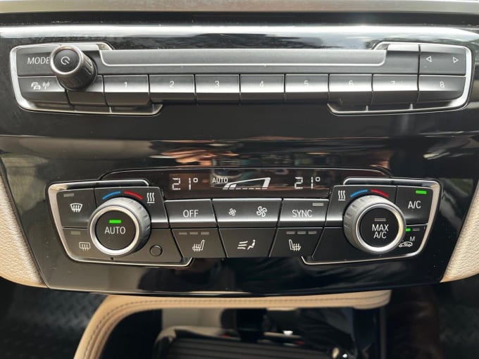 2025 BMW X1