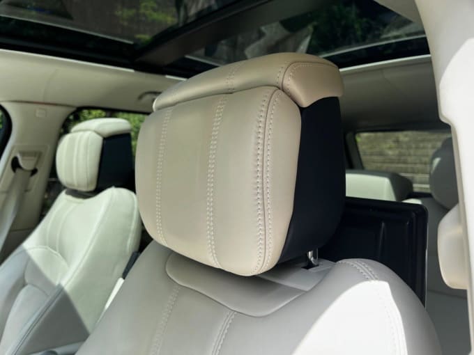 2025 Land Rover Range Rover