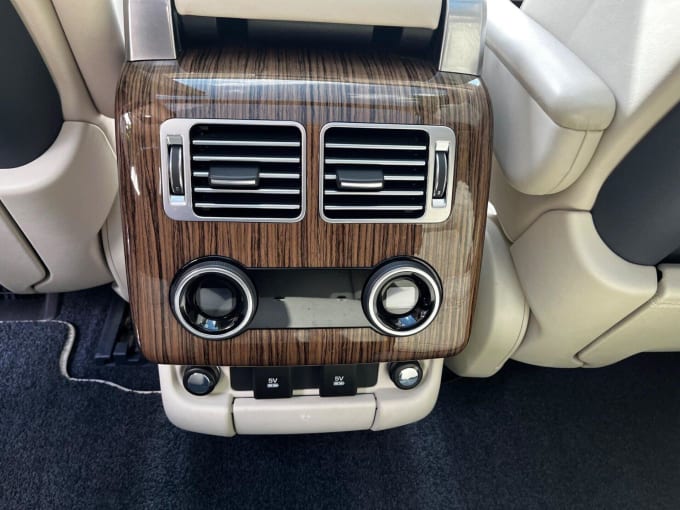 2025 Land Rover Range Rover