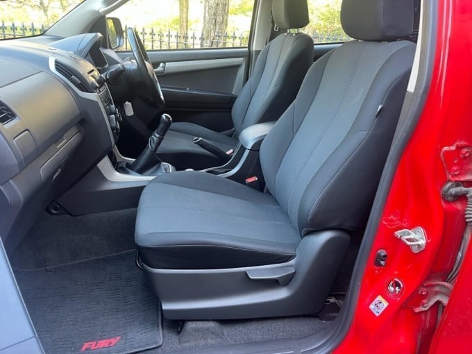 2025 Isuzu D-max
