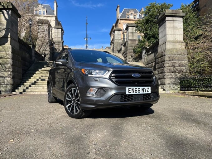 2025 Ford Kuga