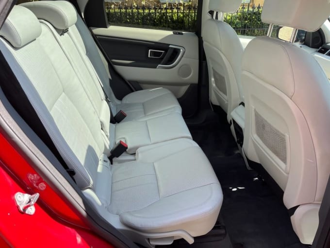 2025 Land Rover Discovery Sport