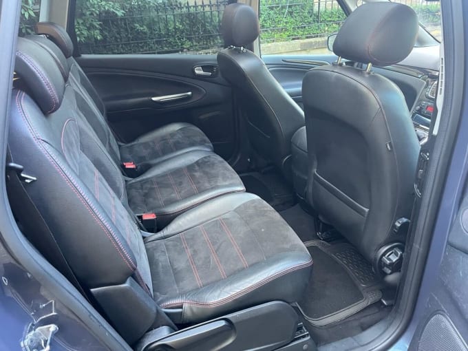 2025 Ford S-max