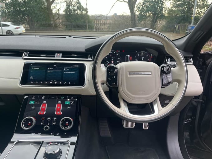 2025 Land Rover Range Rover Velar