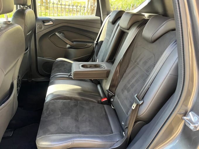 2025 Ford Kuga