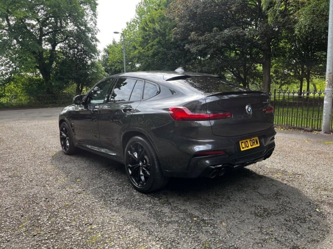2025 BMW X4 M