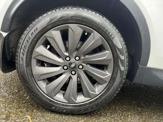 2025 Land Rover Discovery Sport