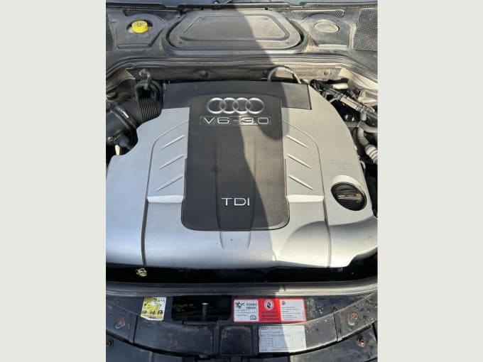 2025 Audi A8