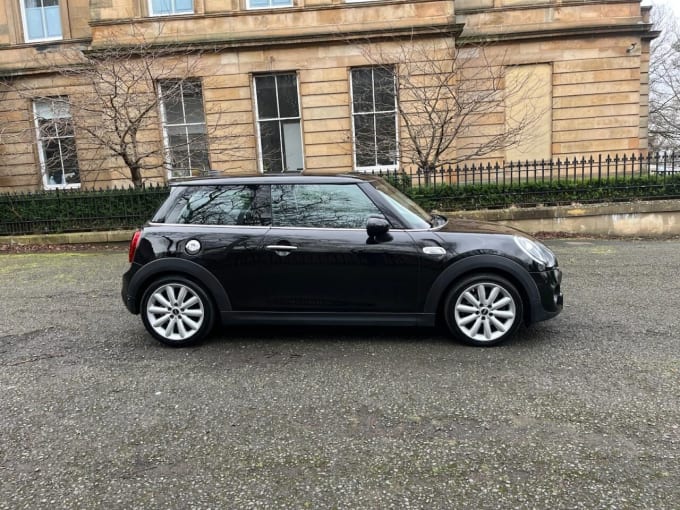 2025 Mini Hatch