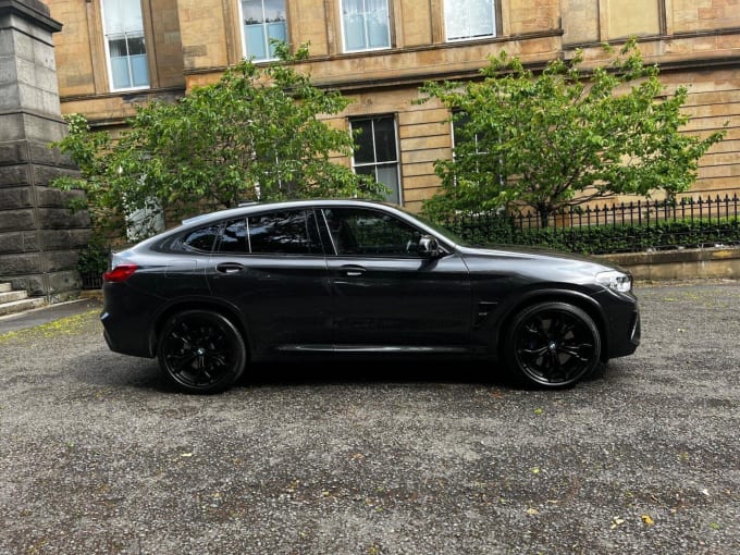 2025 BMW X4 M