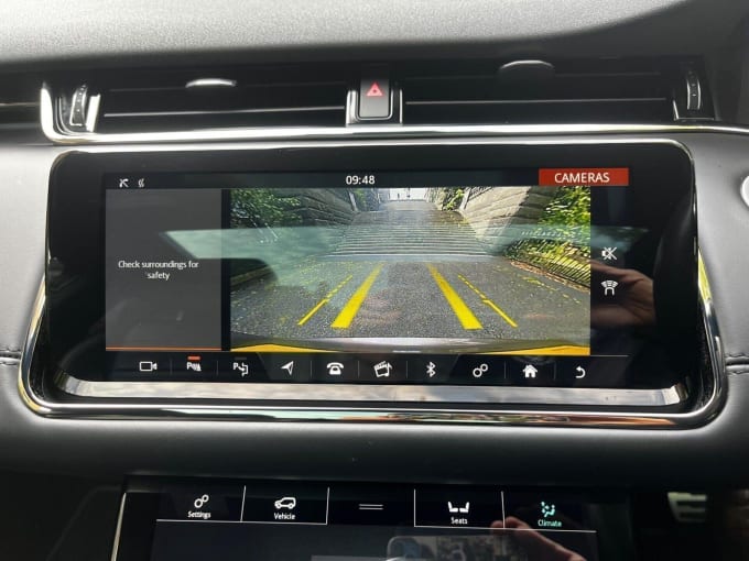 2025 Land Rover Range Rover Evoque