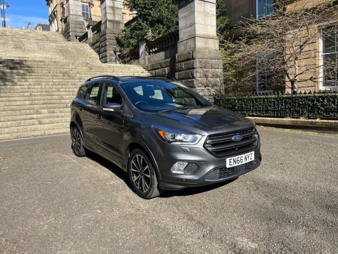 2025 Ford Kuga