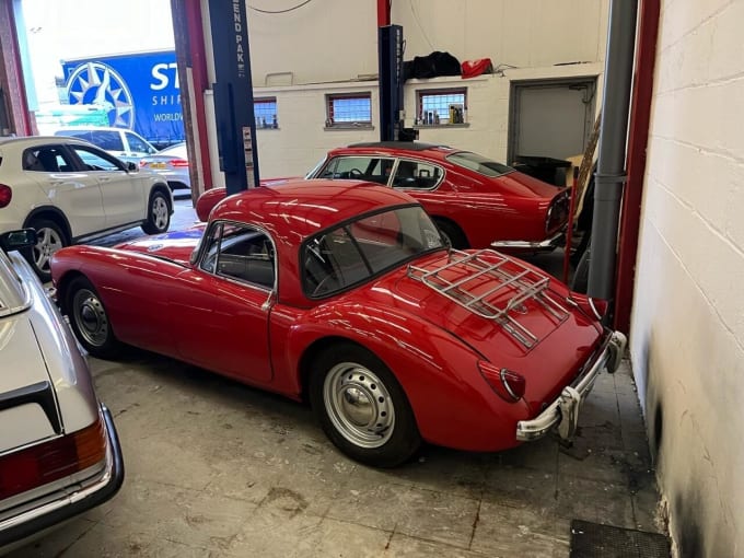 2025 Mg Mga