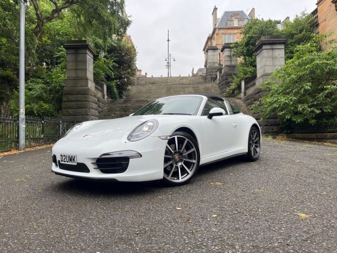 2025 Porsche 911