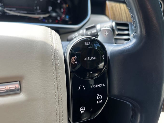 2025 Land Rover Range Rover